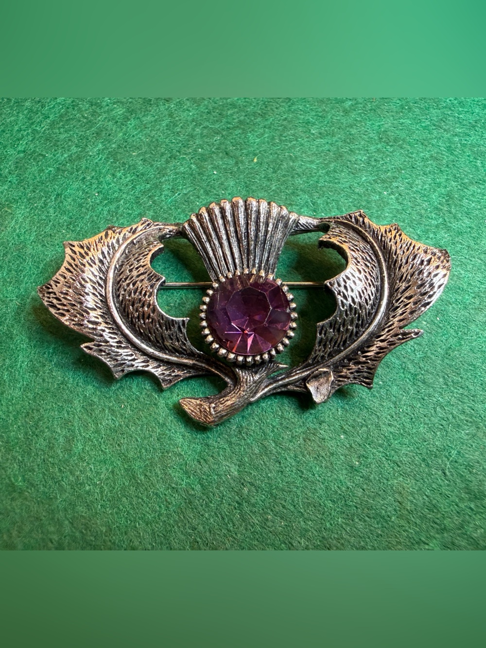 Vintage Scottish Thistle Brooch Amethyst Rhinestone Silver Tone - Picture 4 of 8